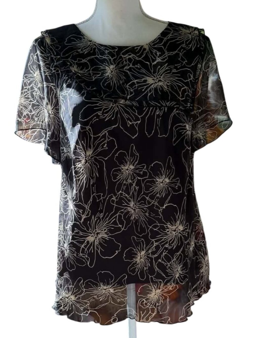 Sag HarborBlack and Tan Floral Blouse